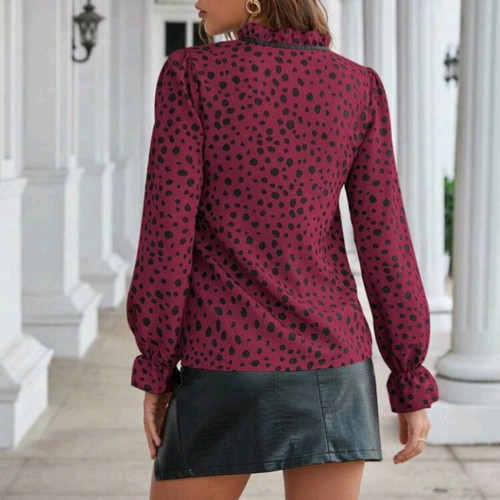 Shein ladies patterned blouse size medium like new, multicolor
