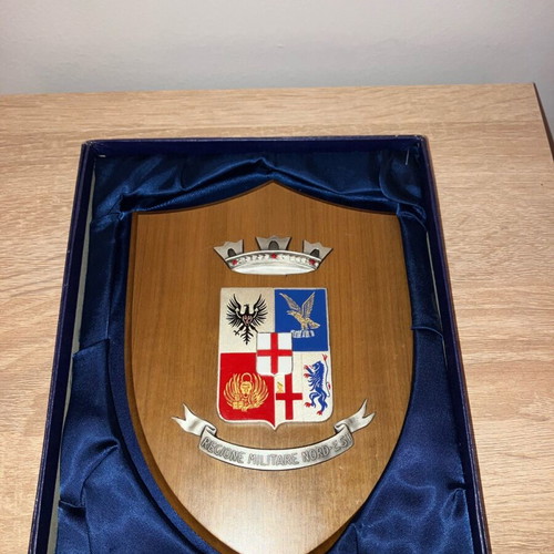 Collectible military shield Regione Militare Nord-Est used with case