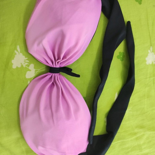 Swimwear pack of 4 pieces in excellent condition Caledonia