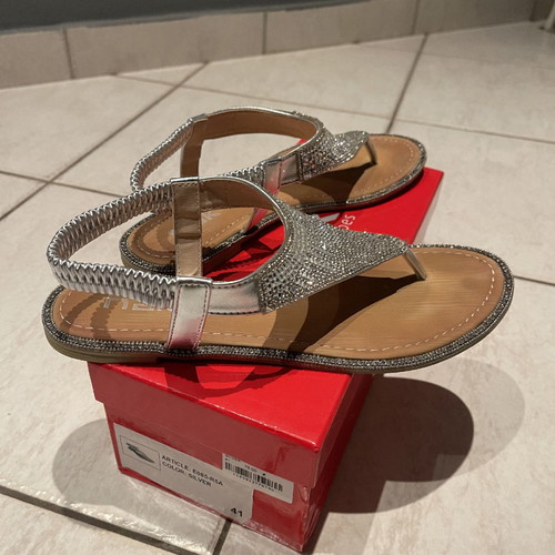 Nak sandal used, worn once, size 40