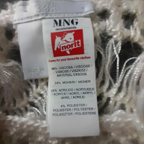MNG white poncho top like new, one size
