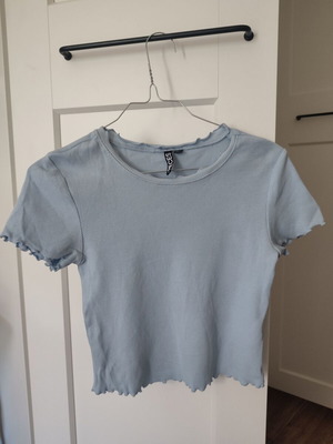 Pieces cropped blouse light blue, size XS
