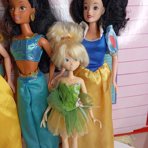 Disney Queens dolls used with character