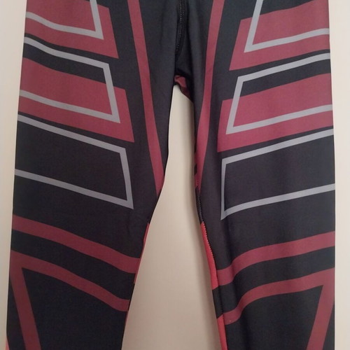 Gym leggings new size M, black with geometric patterns