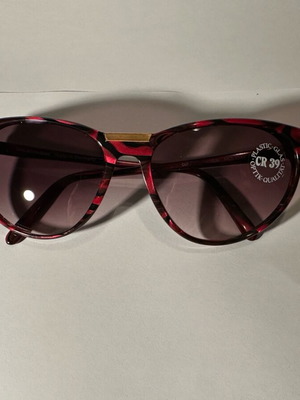 Tauschek women's vintage sunglasses red marble cat-eye new