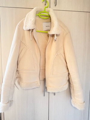 Bershka beige fur coat like new, size M