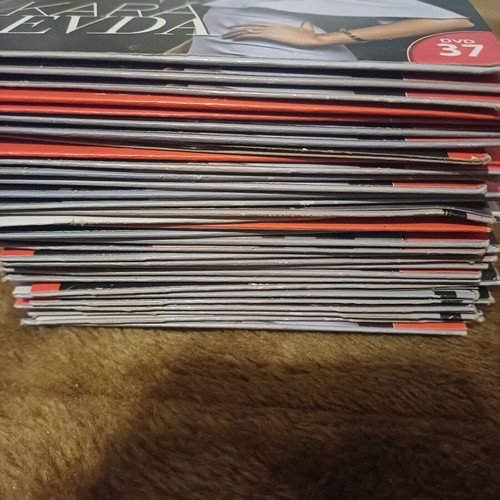 DVD series pack of 46 pieces like new