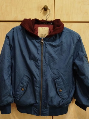 Zara bomber jacket waterproof kids with hood, like new