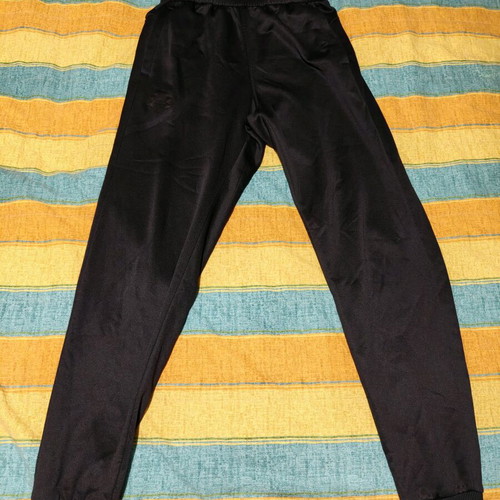 Under Armour men's elastic tracksuit like new, size S, black