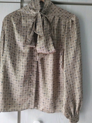 Vintage Aquascutum shirt like new, silk texture, size L