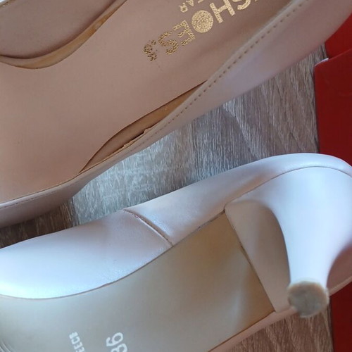 Pumps used, size 36, beige, pointed toe, medium heel