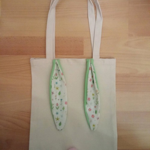 Children's Easter handmade shoulder shopping bag like new with bunny design