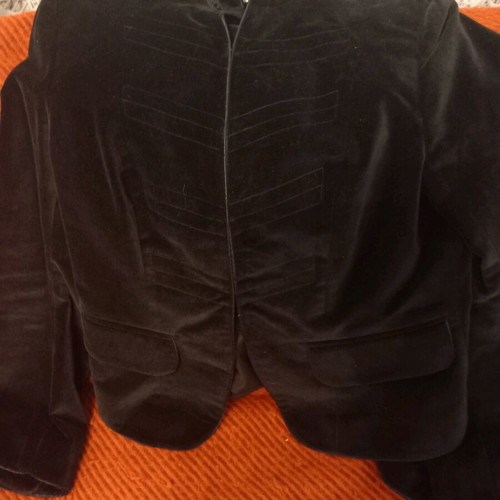 Velvet jacket Ice Play black like new with collar and sequins