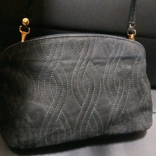 Women's bag like new, black, with detachable strap