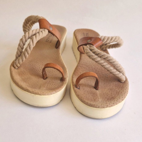 Leather sandals like new, beige and brown, size 36