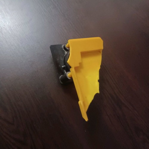 Voltron used 60 cm with missing parts and broken piece