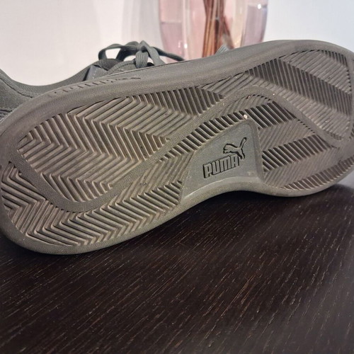 Puma Suede men's sneakers size 43 like new, gray
