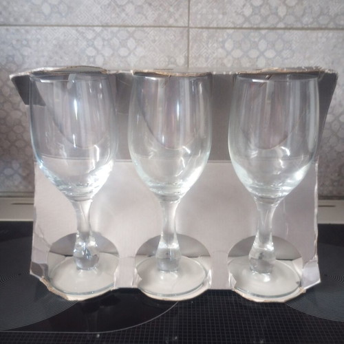 Marks & Spencer Essence Wine Glasses Set of 6 New