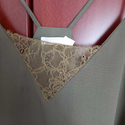 Women's khaki top like new, size M