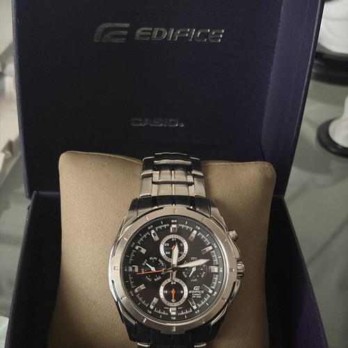 Casio Edifice EF-328D-1AVEF watch like new, black and silver