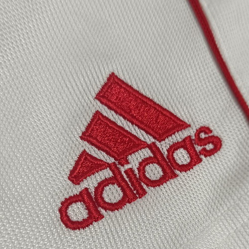 Bayern Munich Adidas Shorts 2005 Size M Like New
