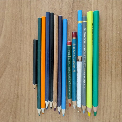 Colored pencils used, set of 16