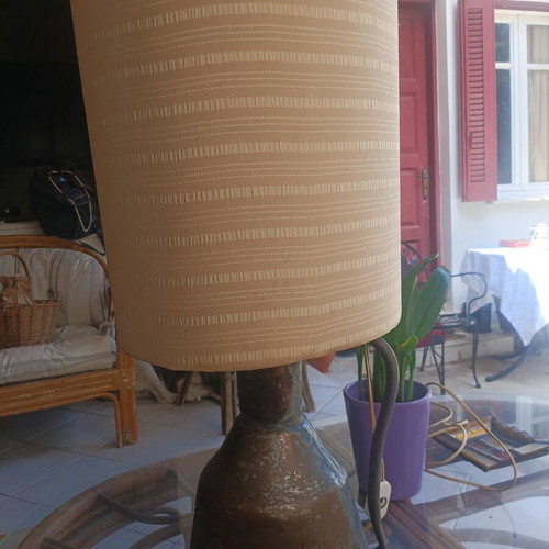 Table lamp handmade with large copper base 45 cm used