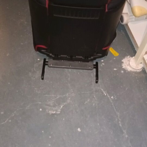 Safety 1st child car seat with Iso fix like new, 9-36 kg