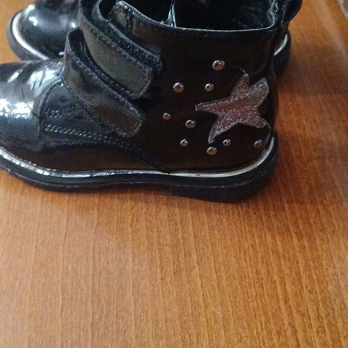 Pedika boots used, size 25