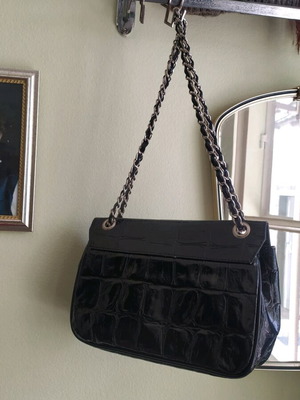 Women's black shoulder and hand bag used