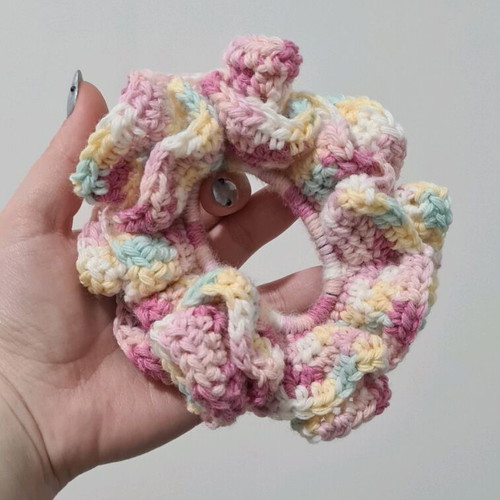 Handmade scrunchy new, pink multicolor