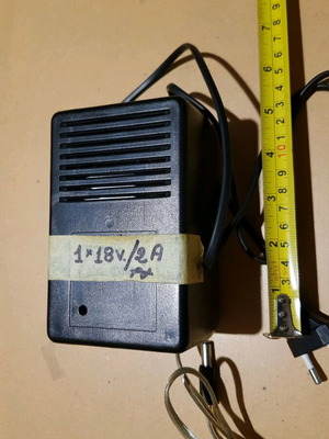 μετασχηματιστής εναλλασσόμενου 1x 18V 2A