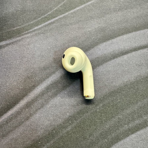 AirPod Pro 2 Left Bud used, model A2699