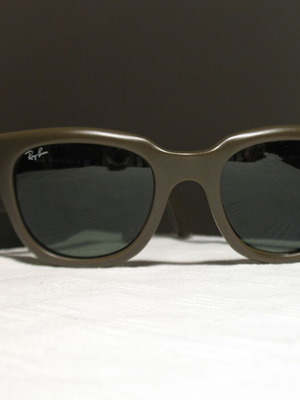 Ray Ban RB 4178 women's sunglasses new, gray