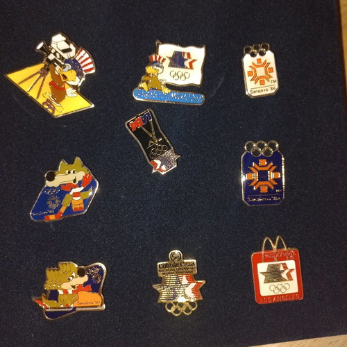 Olympic Games 1984 pins used, set of 9 with box