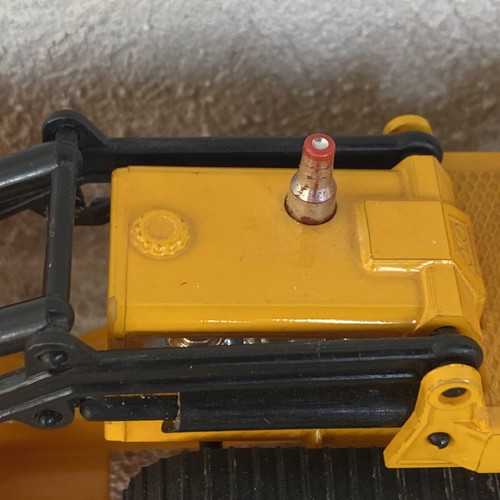 Play Trucks Ελλάς DAF Caterpillar Traxcavator Bulldozer 1:50 used