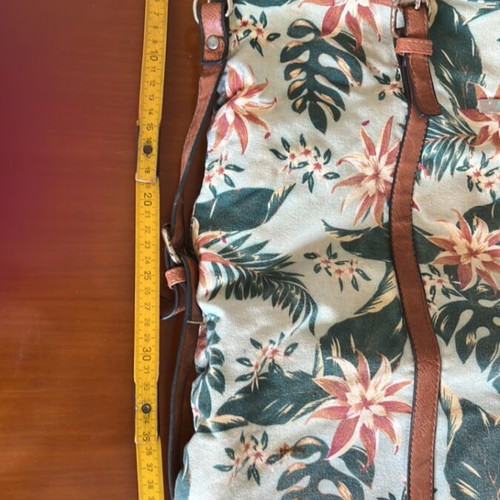 Achilleas Accessories large shoulder bag used, multicolor, leather straps
