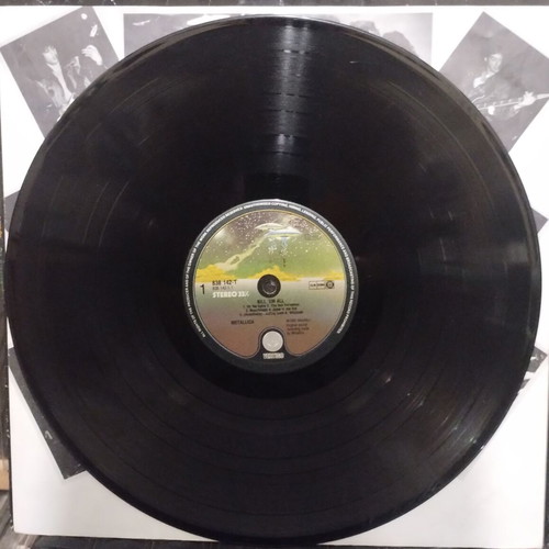 Metallica Kill 'Em All LP μεταχειρισμένο, επανέκδοση 1989 με υπογραφές