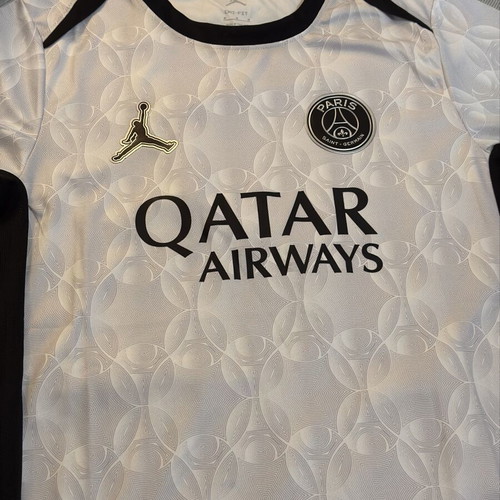 PSG x Jordan T-shirt new, medium size