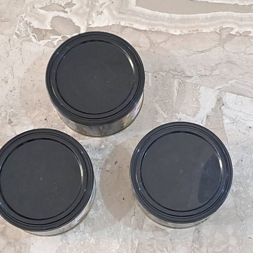 Metal tins new, set of 3 with plastic lid