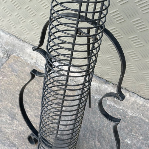 Old metal CD case used, dimensions 70x32 cm