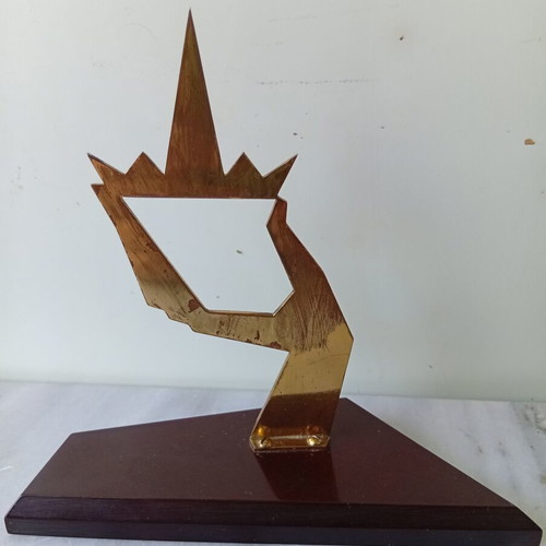 Sculpture USSR Mirny 14 cm used