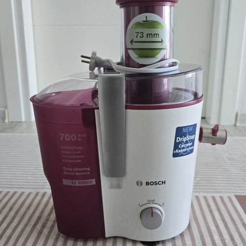 Bosch juicer slightly used
