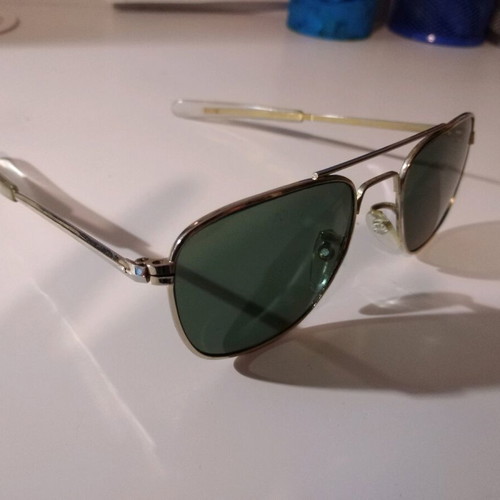 Sunglasses like new in very good condition