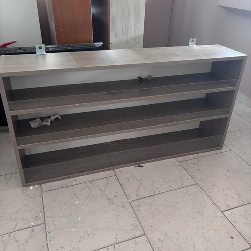 Furniture for cigarettes like new, dimensions 1.24x0.62x0.27 m