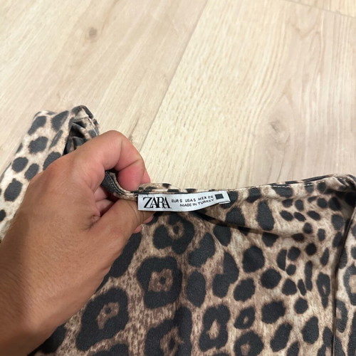 Zara top animal print this year like new
