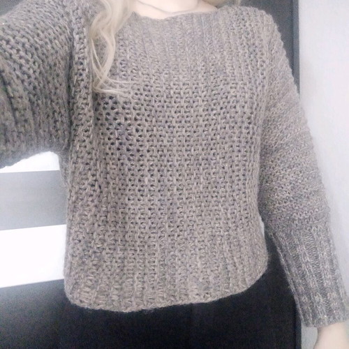 Crop sweater one size