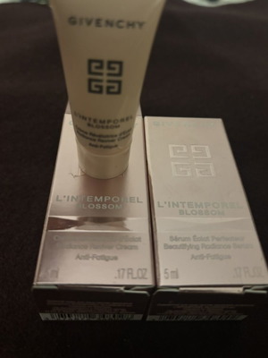 Givenchy L'Intemporel Blossom travel set new 10ml