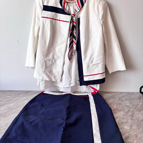 Danini official office suit like new