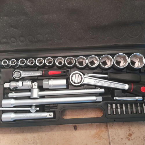 Chrome Vanadium socket wrench set 1/4, 1/2 new